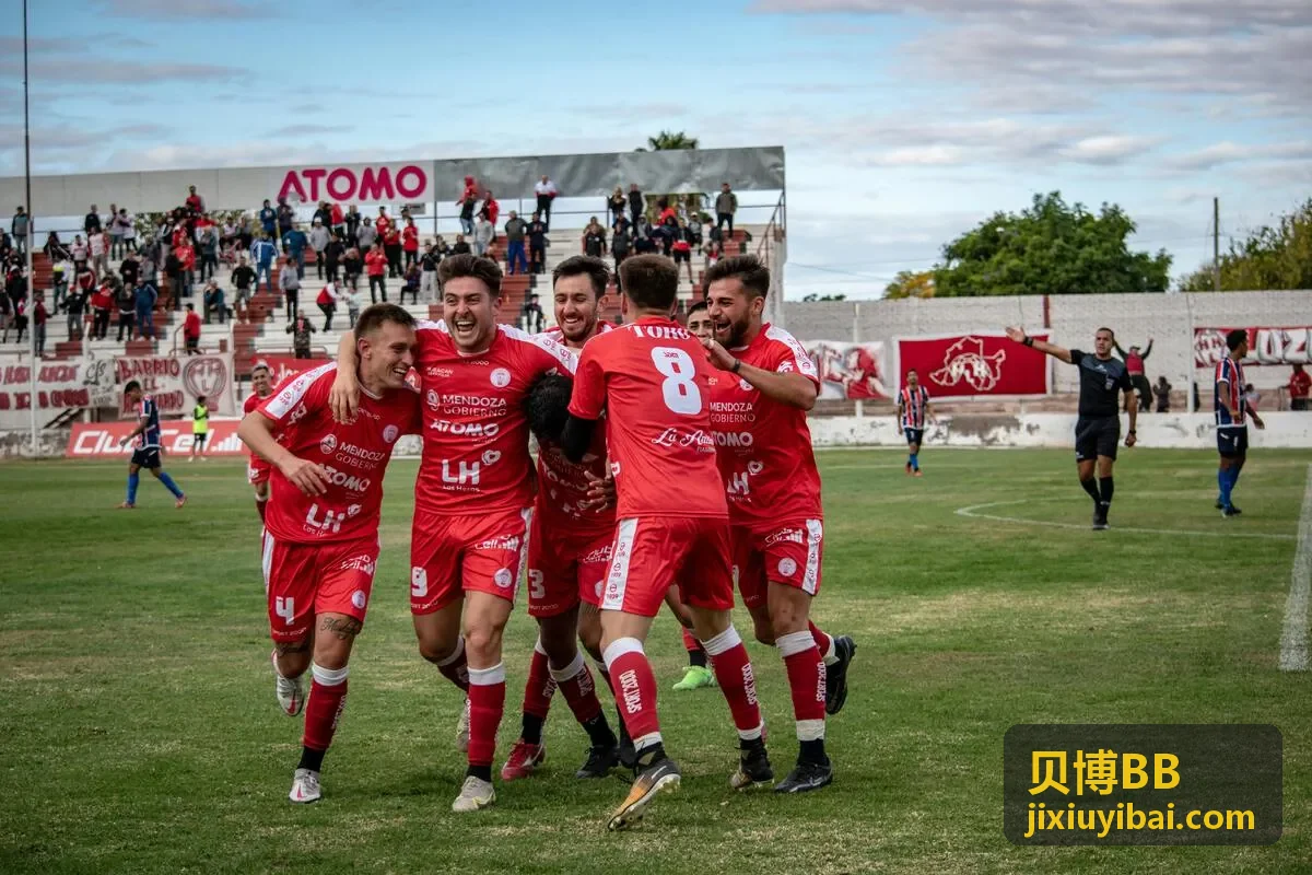 贝博BB精密公差补偿示意图