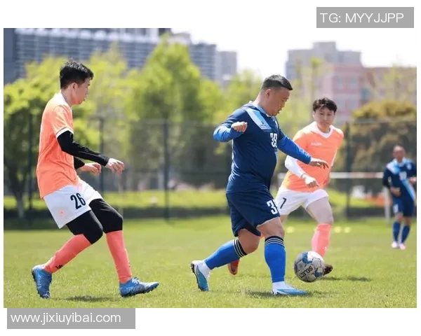 德比星足球：探索足球世界的魅力与激情，感受团队合作的力量与荣耀